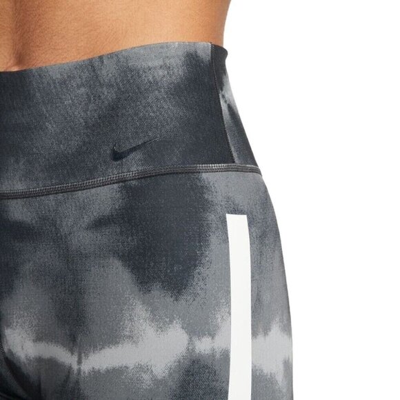 Nike Women Dri-FIT One Luxe 7" Mid-Rise Train Short DO7814-010 Gray Size S Small - Picture 4 of 5